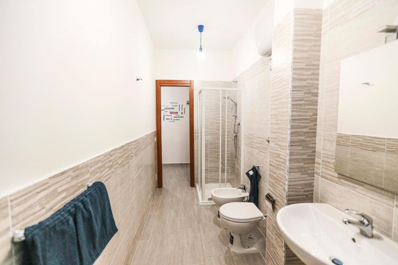 Habitat: Luxury Home Napoli Centro Luaran gambar