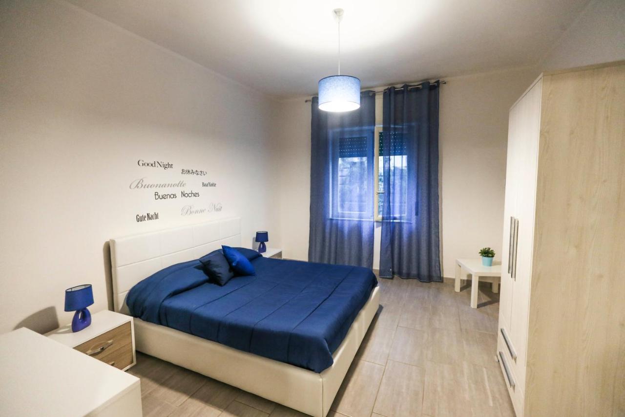 Habitat: Luxury Home Napoli Centro Luaran gambar